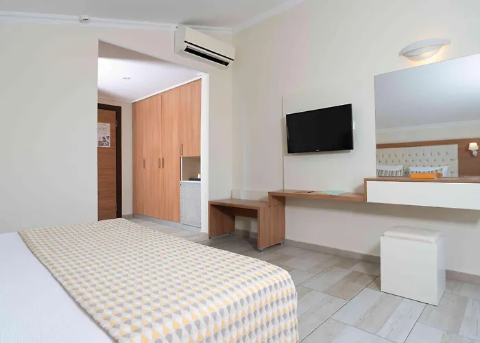 Hotel Sundia By Liberty Suncity 4*