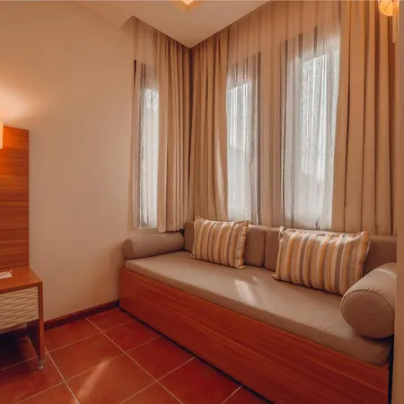 Ξενοδοχείο Sundia By Liberty Suncity 4*