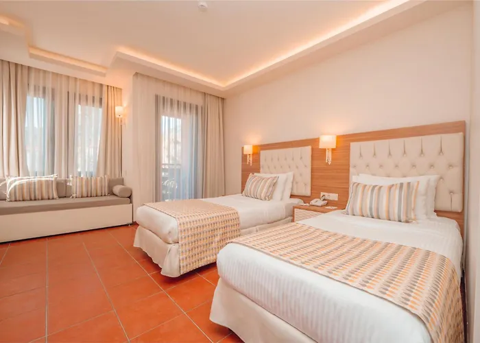 Sundia By Liberty Suncity Hotel 4*