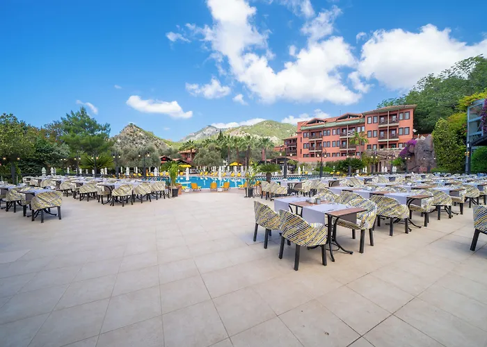 Sundia By Liberty Suncity 4* Ölüdeniz